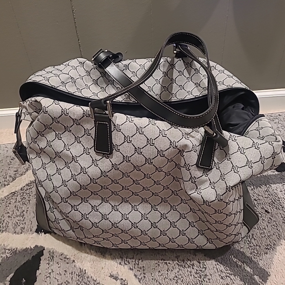 Ralph Lauren RL Monogram Tote Bag in Light Gray/Black